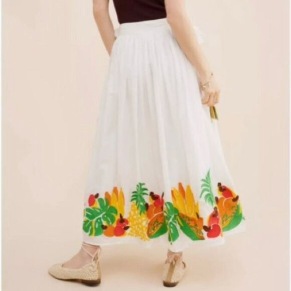 NEW FARM Rio Embroidered Fruits Side Bow Maxi Skirt Beaded Tassels White Size XL - Picture 5 of 16